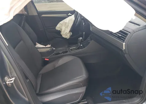 2019 Volkswagen Jetta S/Se/R-Line z USA, uszkodzony, nr VIN 3VWC57BU0KM141669